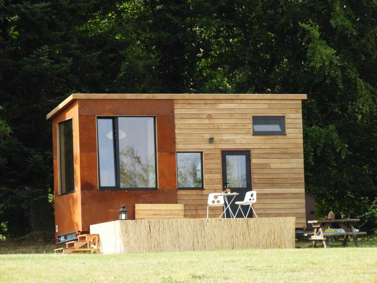 La Tiny Du Parc : Saint Symphorien Des Monts Villa Ernee ภายนอก รูปภาพ