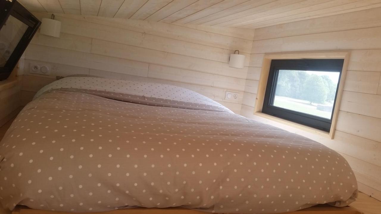 La Tiny Du Parc : Saint Symphorien Des Monts Villa Ernee ภายนอก รูปภาพ
